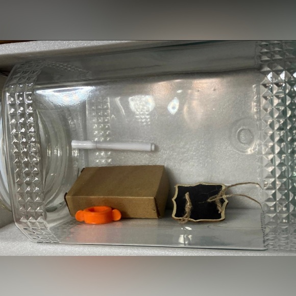 1.5 Gallon Glass Beverage Dispenser | Natural Bamboo Stand | Stainless Steel - Picture 2 of 5